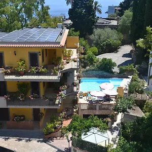 https://residence-villa-il-glicine.taorminaitalyhotels.com