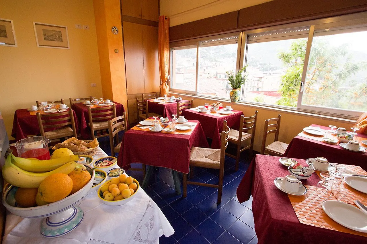 Hotel Innpiero Taormina Itália