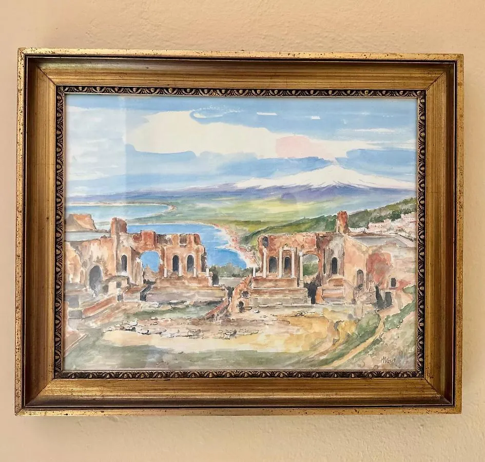 Innpiero Taormina 0*,  Itália