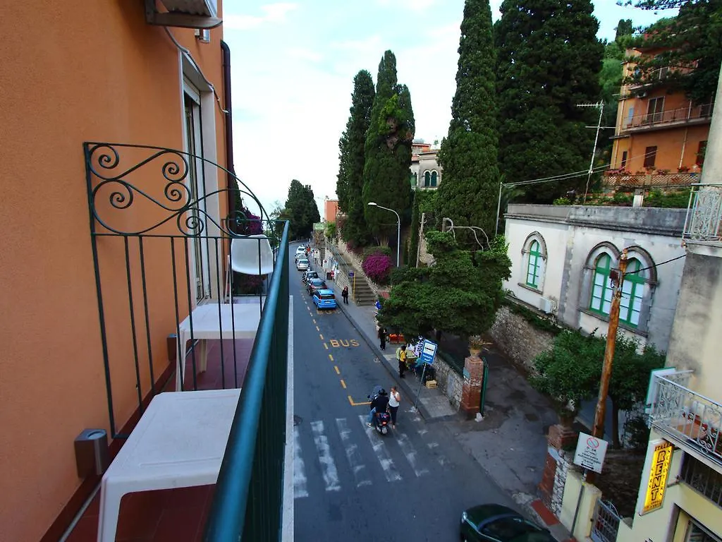 Innpiero Taormina Itália